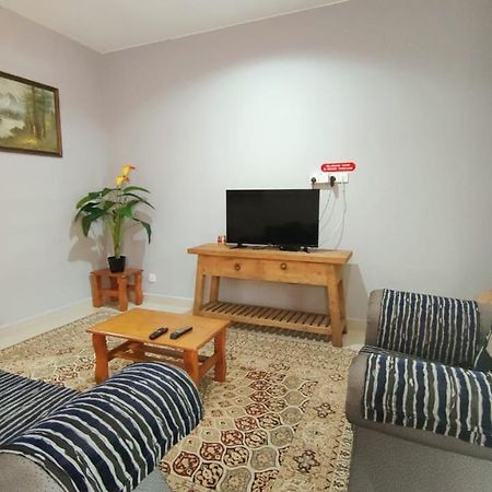 Homestay Roma Suite كُوالا تيرينغانو المظهر الخارجي الصورة