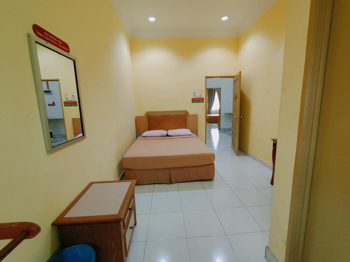 Homestay Roma Suite كُوالا تيرينغانو المظهر الخارجي الصورة